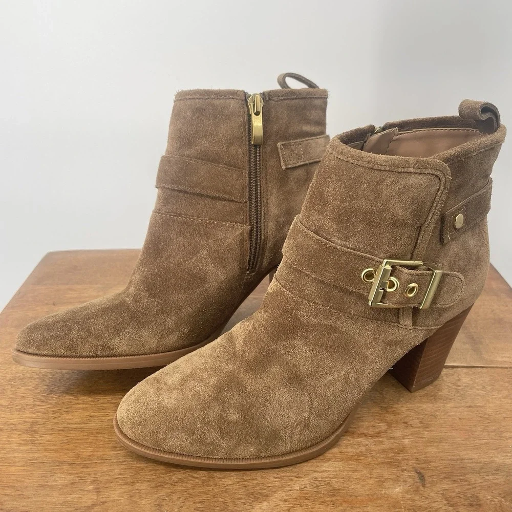 New Franco Sarto Suede Dorinda Ankle Boot Booties Cognac Brown Heel 2.5